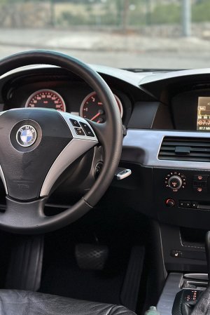 BMW 530d M Sport 2004 19”JANT SUNROOF VSVS