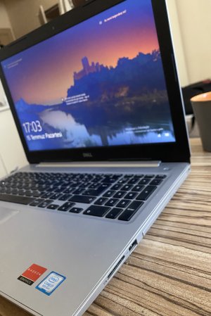 Dell i7 işlemci 256gb ssd hafıza 8gb ram 8 çekirdek