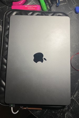 Macbook Air 13.6 M2